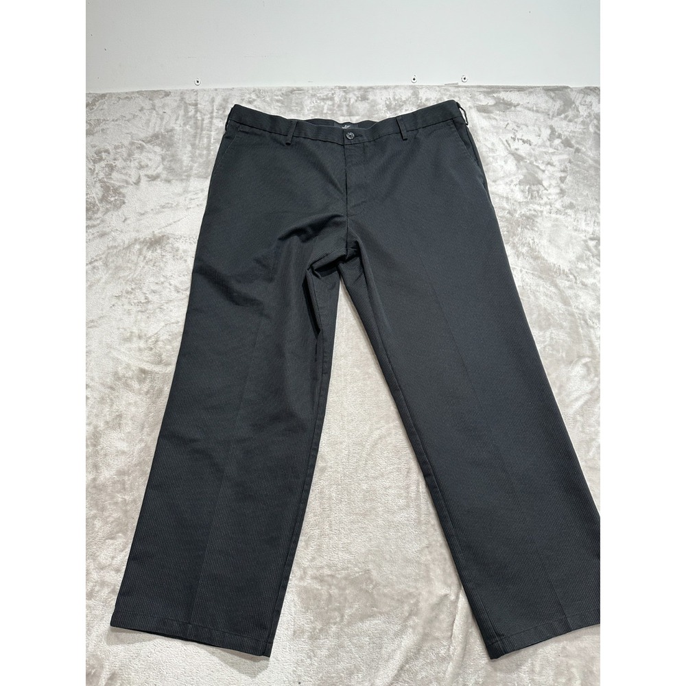 Dockers Pants Mens Size 40x30 Black Pinstripe Straight Leg Signature Khaki EUC
